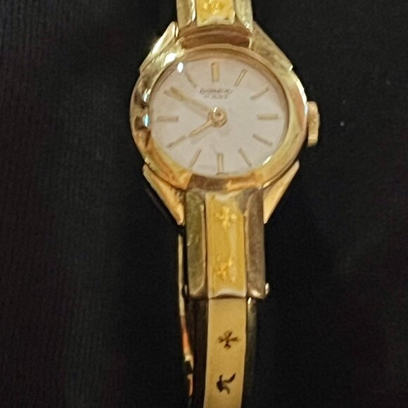Consul Vintage Gold Plated Swiss Bracelet Enamel Watch main image 9